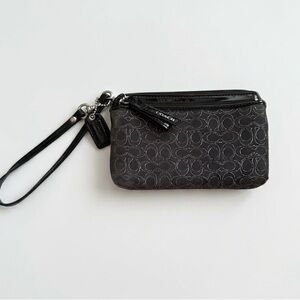 Coach Double Pouch Small Wristlet